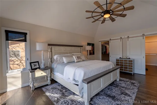 $1,495,000 | 999 Imperial Point Drive, Four Seasons, MO 65049