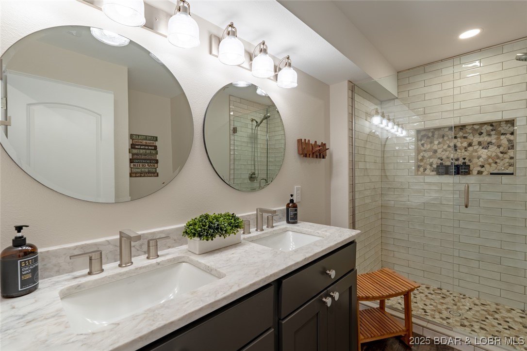 999 Imperial Point Drive Four Seasons, MO 65049 - Photo 45 of 74 New enlarged bath on lower level