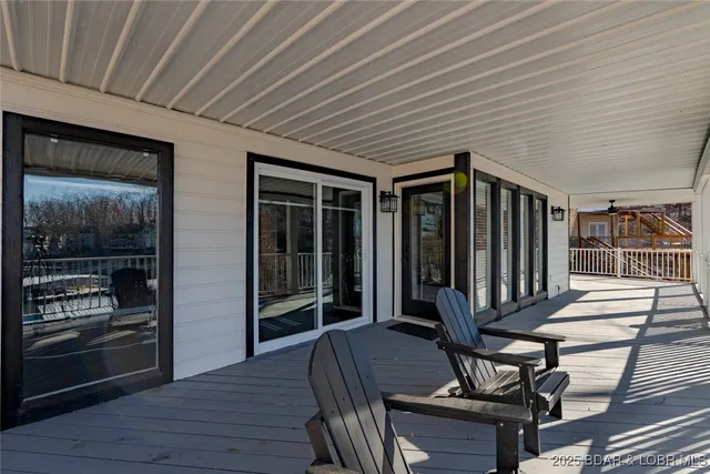 $1,495,000 | 999 Imperial Point Drive, Four Seasons, MO 65049