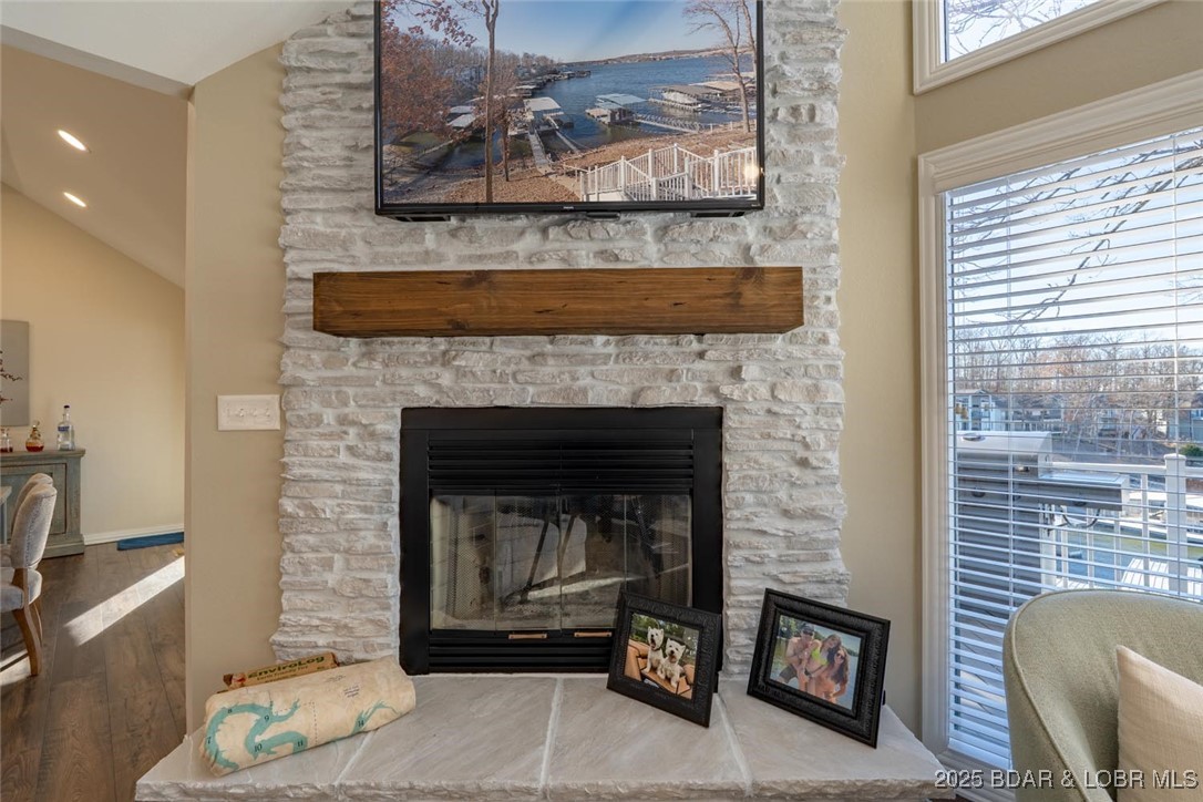 999 Imperial Point Drive Four Seasons, MO 65049 - Photo 10 of 74 Fireplace for cold evenings