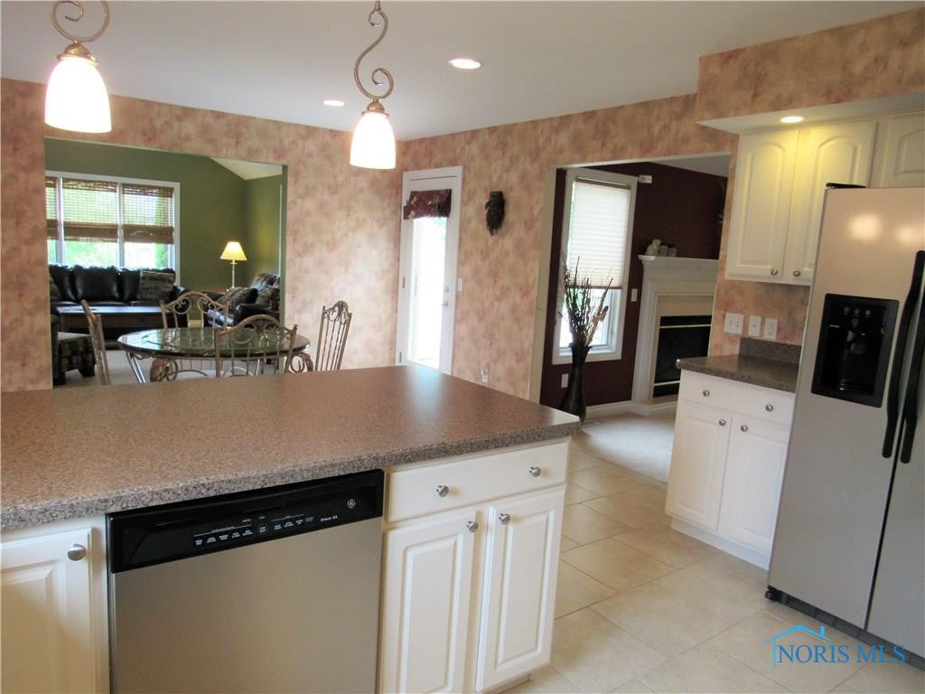 4280 Crystal Ridge Maumee, OH 43537 - Photo 12 of 26 Gallery Image 12