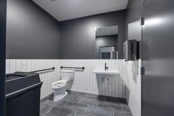 $2,495 | 303 31st Avenue North, Unit 414, Nashville, TN 37203