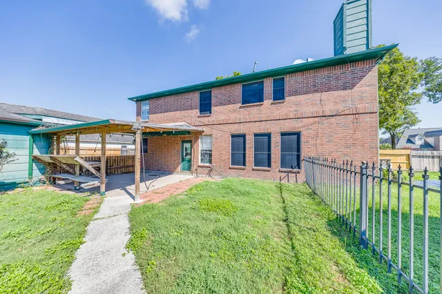 a view of yard from deck