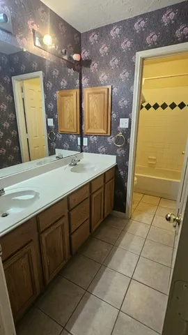 $290,000 | 19923 Arbor Creek Drive, Katy, TX 77449