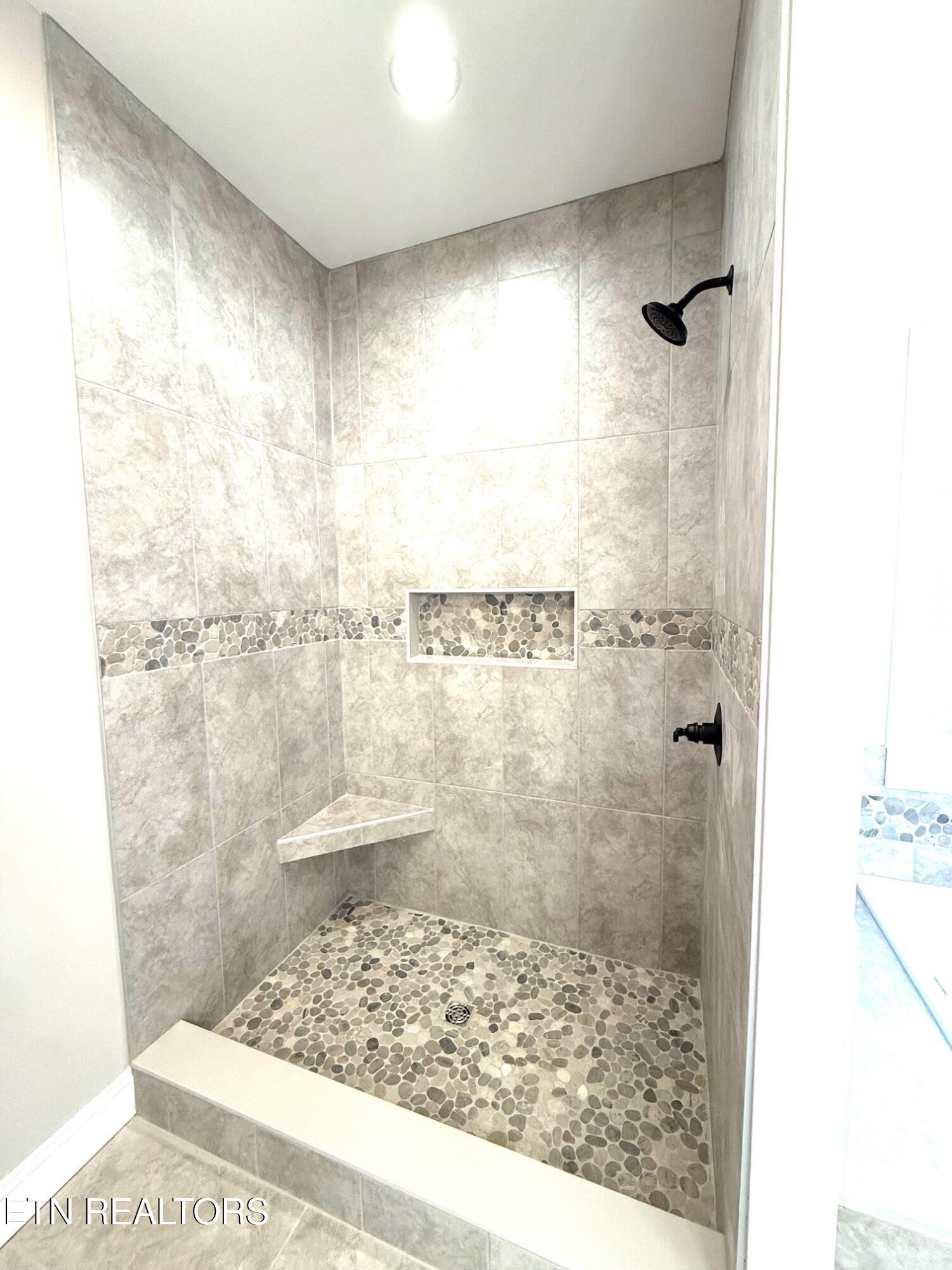 218 Mossy Rock Road Andersonville, TN 37705 - Photo 13 of 22 thumbnail_IMG_3572 (1)