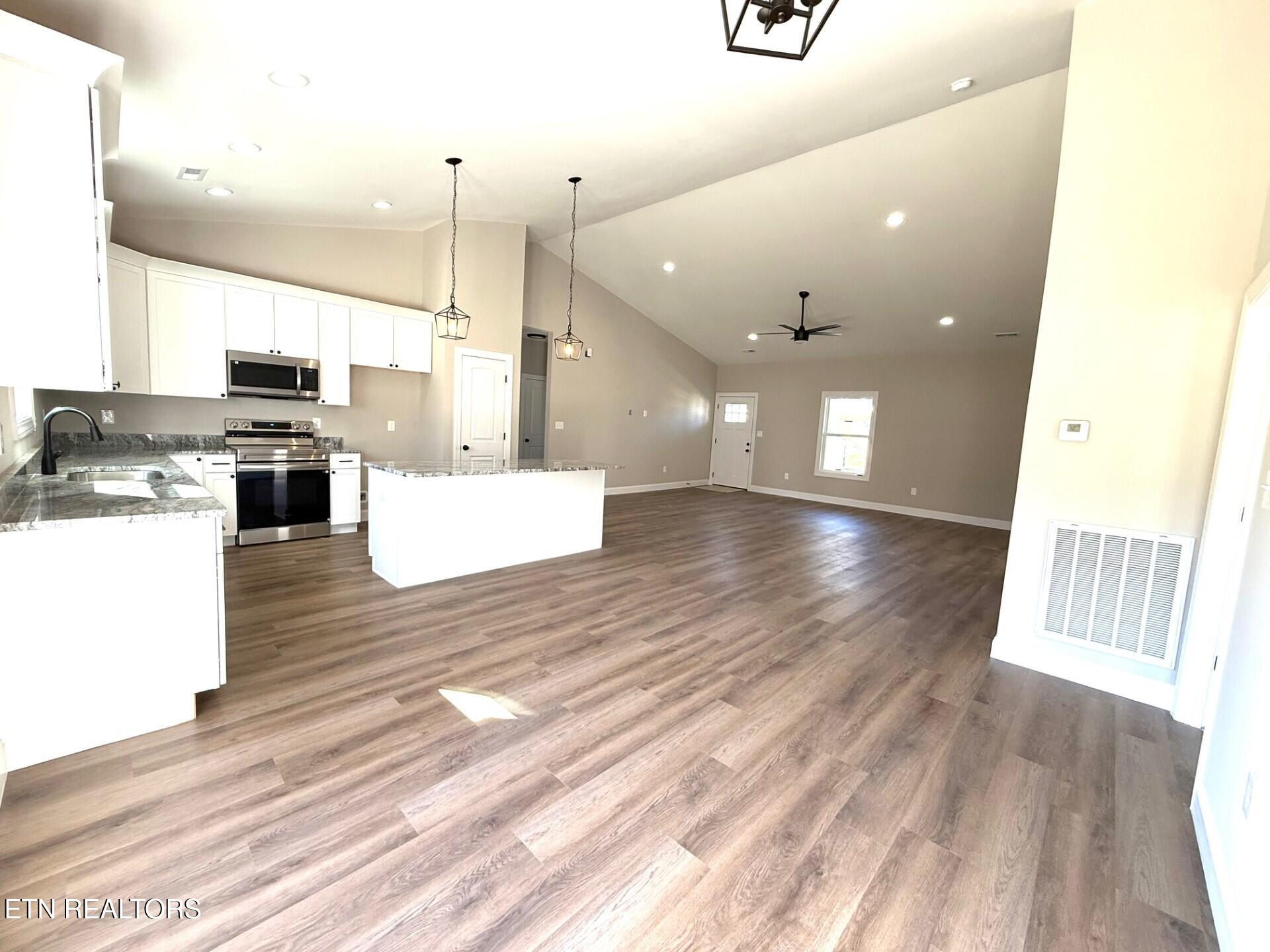 218 Mossy Rock Road Andersonville, TN 37705 - Photo 8 of 22 thumbnail_IMG_3580