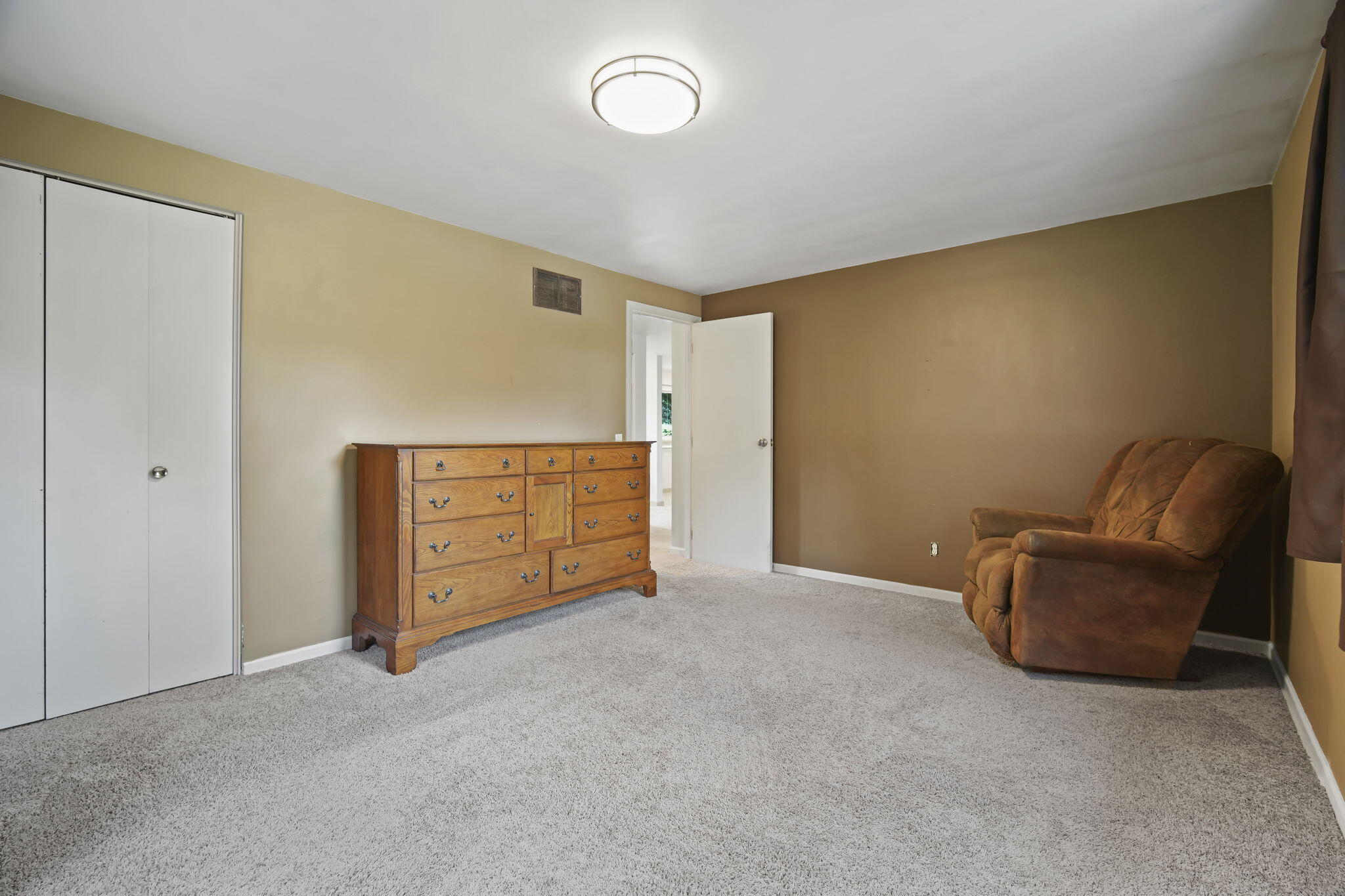 2470 West Kimmel Road Jackson, MI 49201 - Photo 16 of 40 16