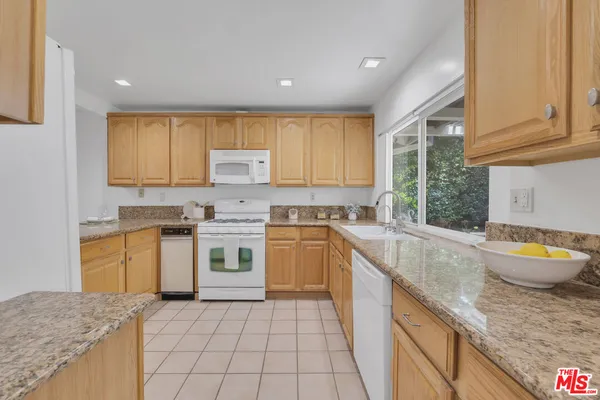 $1,149,000 | 11700 Doral Avenue, Porter Ranch, CA 91326