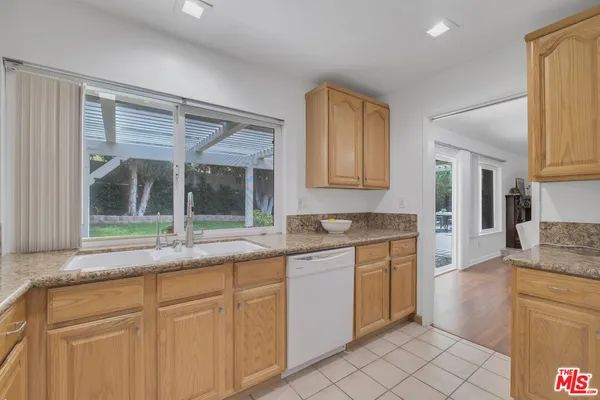 $1,149,000 | 11700 Doral Avenue, Porter Ranch, CA 91326