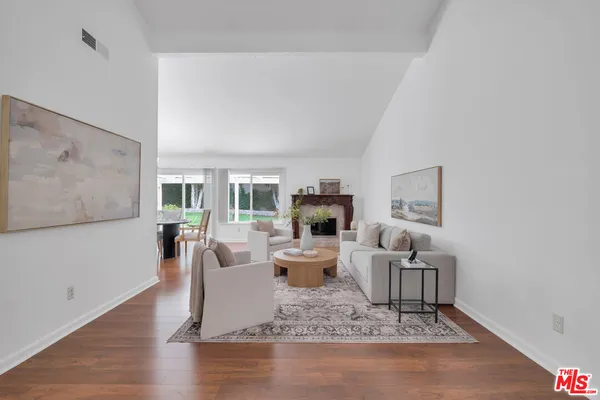 $1,149,000 | 11700 Doral Avenue, Porter Ranch, CA 91326