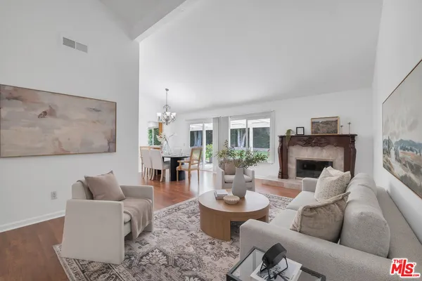 $1,149,000 | 11700 Doral Avenue, Porter Ranch, CA 91326