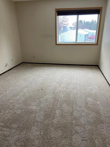 $104,900 | 132 Demont Avenue, Unit 221, Little Canada, MN 55117