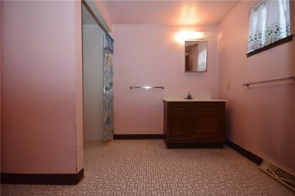 1143 West 11th Street McKees Rocks, PA 15136 - Photo 24 of 24 Gallery Image 24