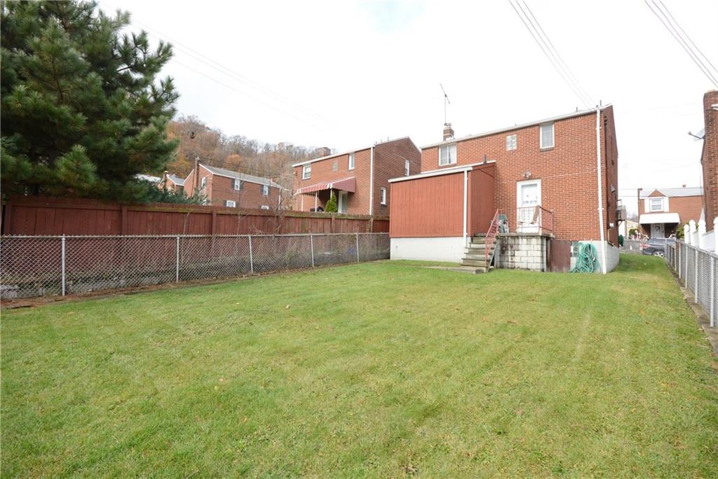 1143 West 11th Street McKees Rocks, PA 15136 - Photo 4 of 24 Gallery Image 4
