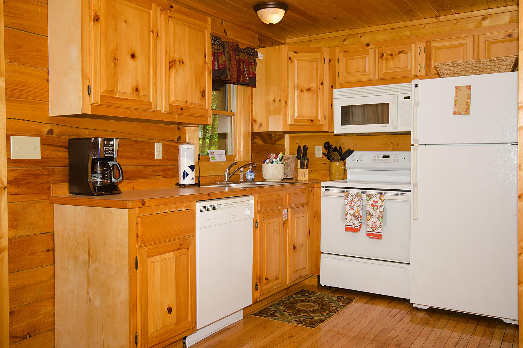 2134 Wolf Ridge Way Sevierville, TN 37862 - Photo 14 of 29 kitchen 2