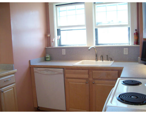 33 Brandon Road Worcester, MA 01606 - Photo 11 of 24 Gallery Image 11