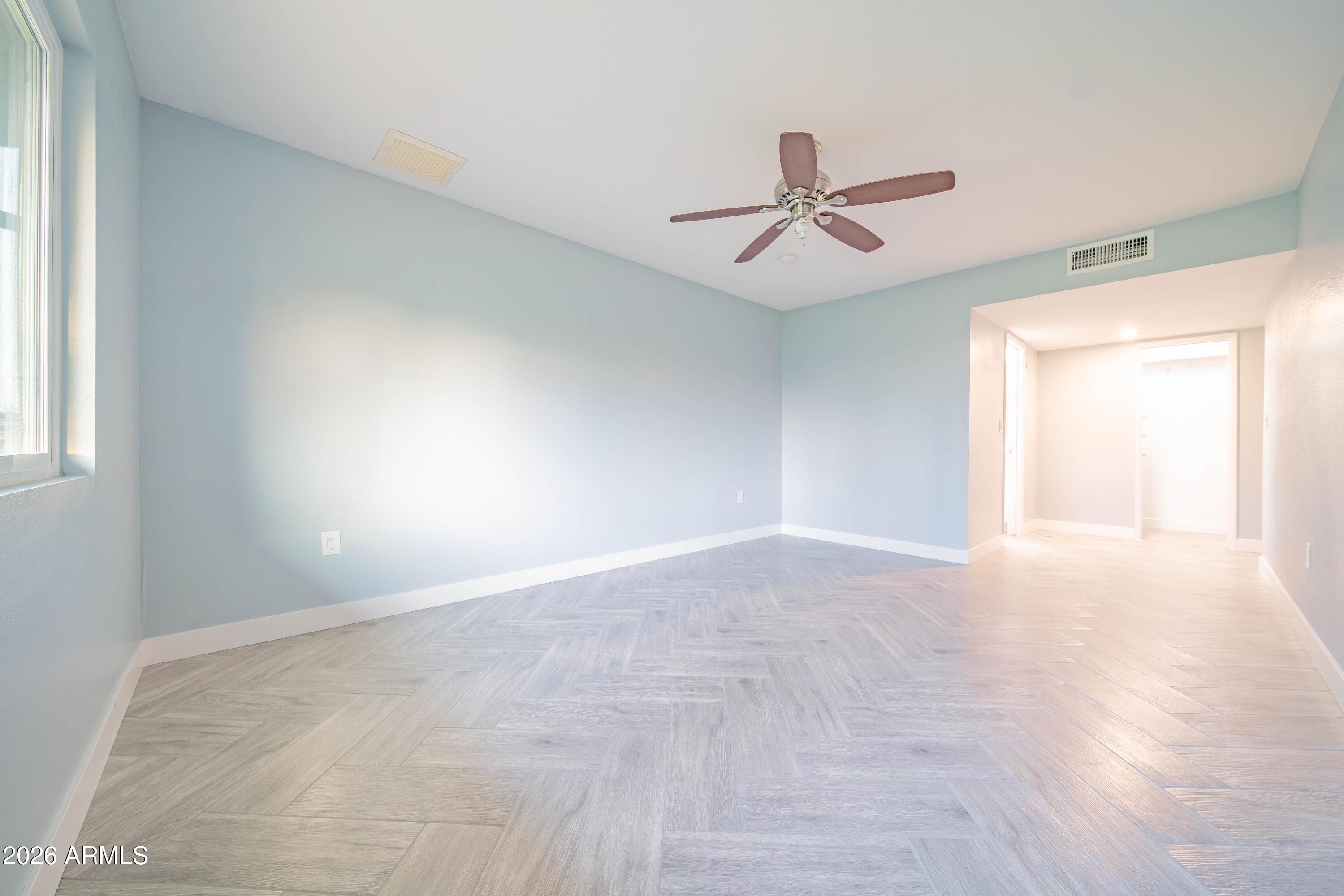 9902 West Raintree Drive Sun City, AZ 85351 - Photo 10 of 20 10