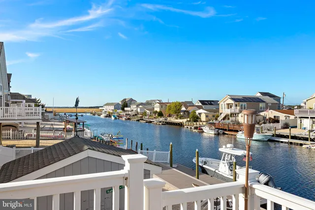 $729,900 | 20 West Navasink Drive, Tuckerton, NJ 08087