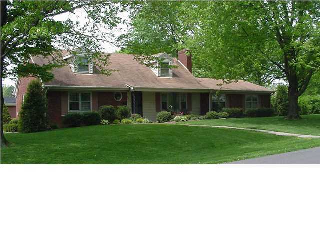6912 Fernhaven Road Louisville, KY 40228 - Photo 1 of 1 Primary Photo