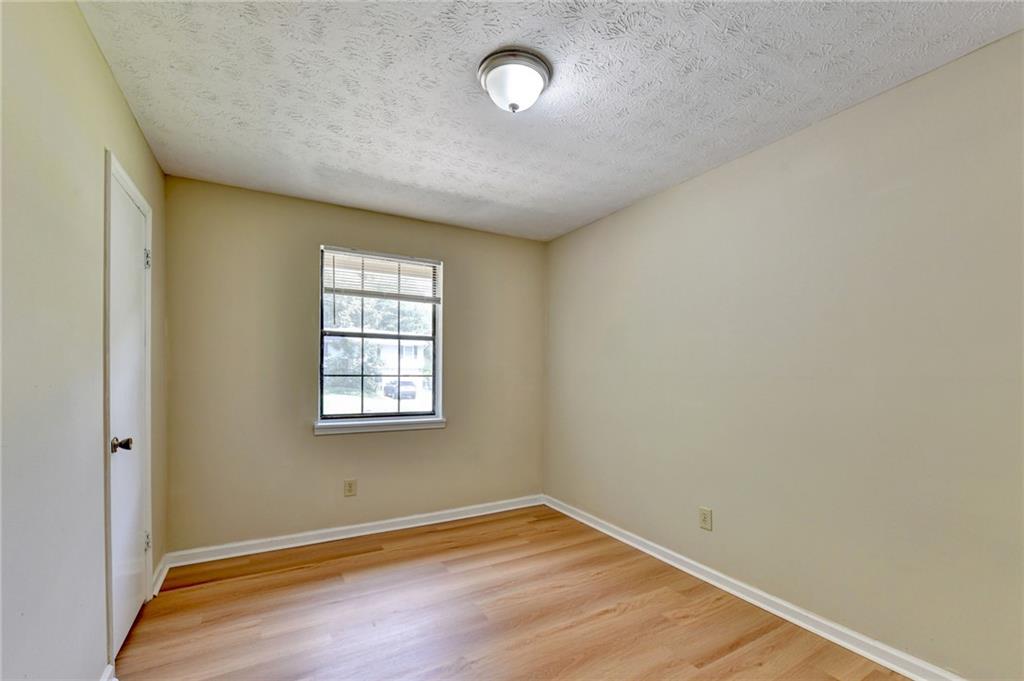 2484 Rhoanoke Drive Duluth, GA 30096 - Photo 18 of 43