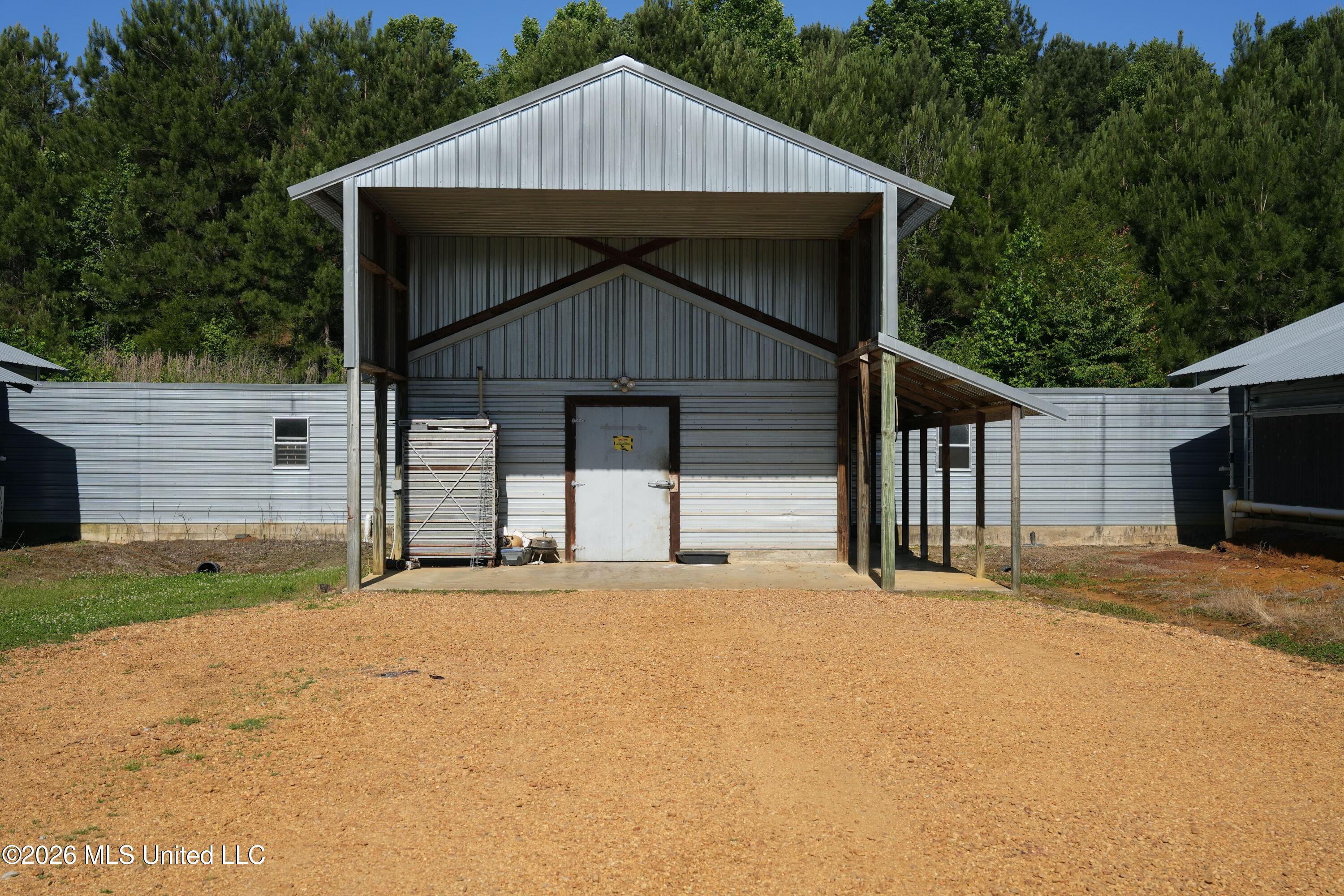 10671 Ms-427 Carthage, MS 39051 - Photo 19 of 44 DSC02955