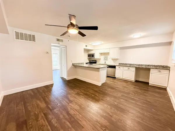 $1,150 | 5928 Fletcher Avenue, Unit 8, Fort Worth, TX 76107