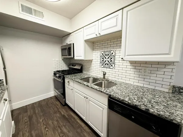 $1,150 | 5928 Fletcher Avenue, Unit 8, Fort Worth, TX 76107