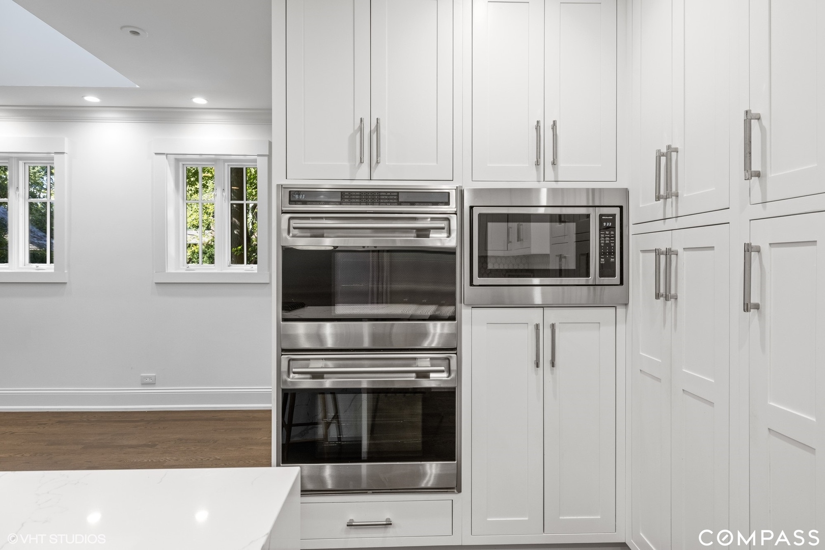 264 Sheridan Road Winnetka, IL 60093 - Photo 13 of 56