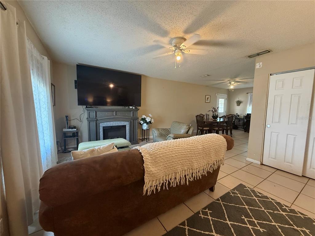6 Spring Ln Way Ocala, FL 34472 - Photo 4 of 25