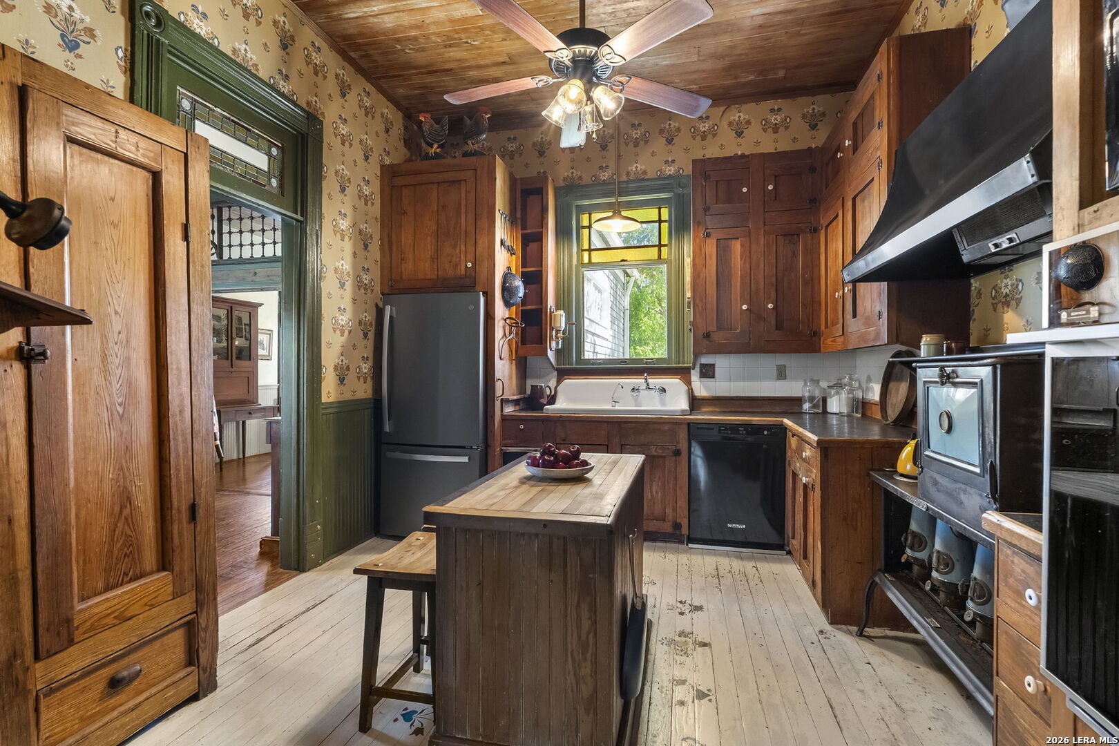 112 North River Bend Road Comfort, TX 78013 - Photo 23 of 56