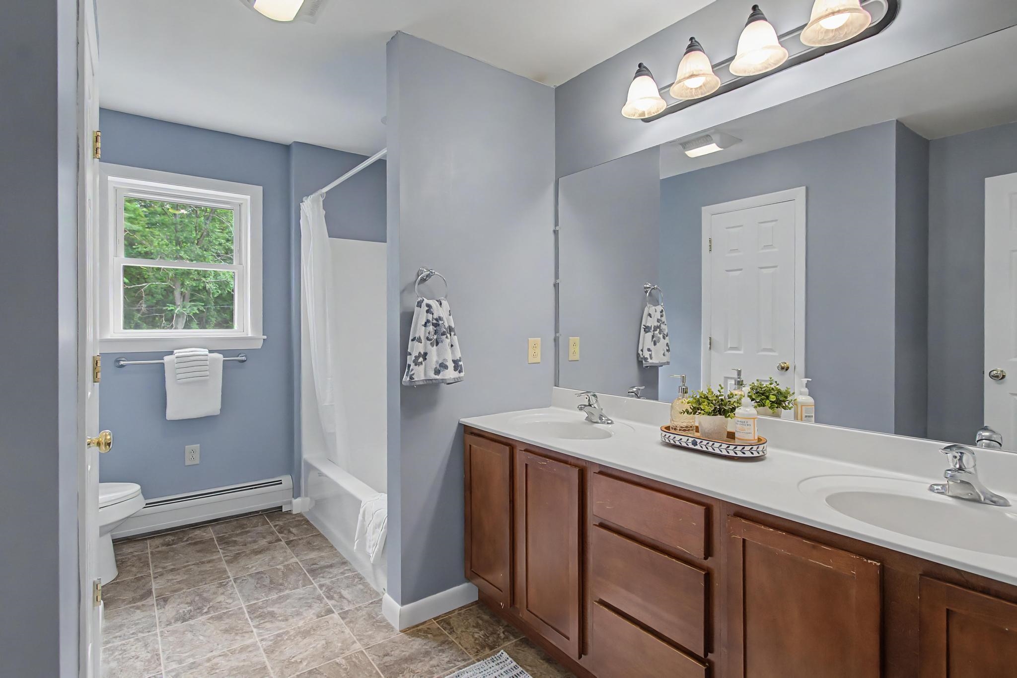 136-138 Ritchie Avenue Milton, VT 05468 - Photo 29 of 60