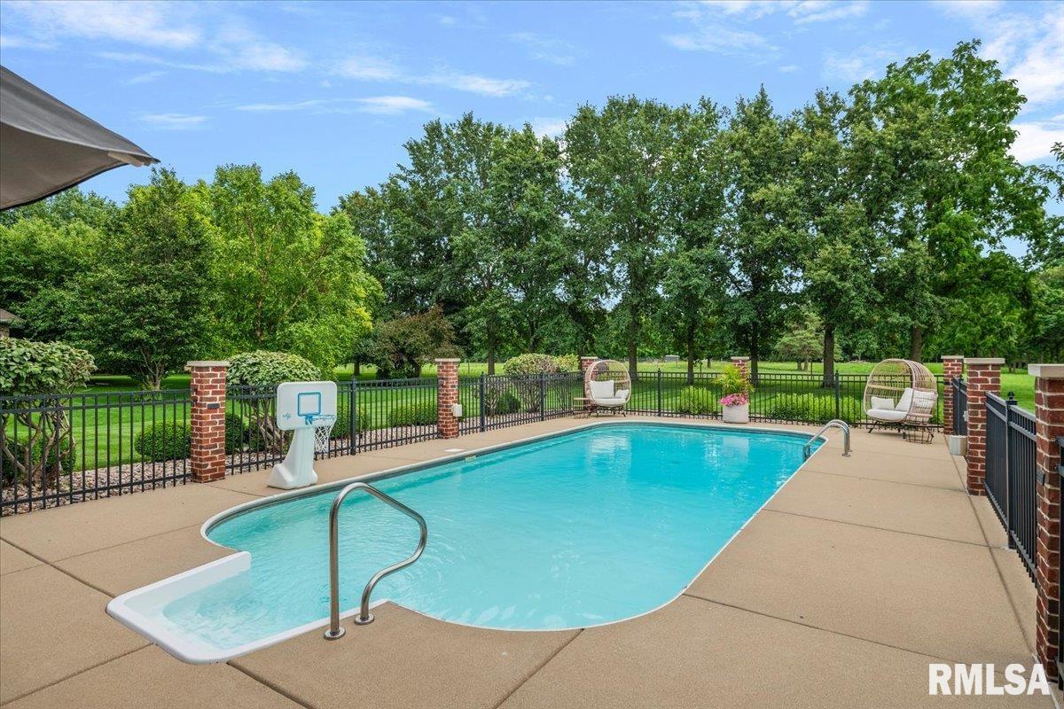 3404 Embassy Drive Springfield, IL 62711 - Photo 52 of 57