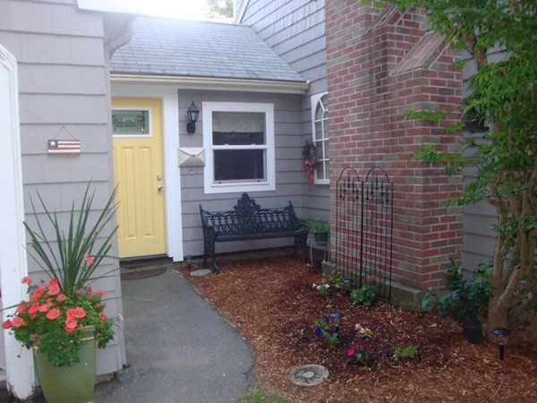 15 Shawnlee Road Canton, MA 02021 - Photo 3 of 30 Gallery Image 3