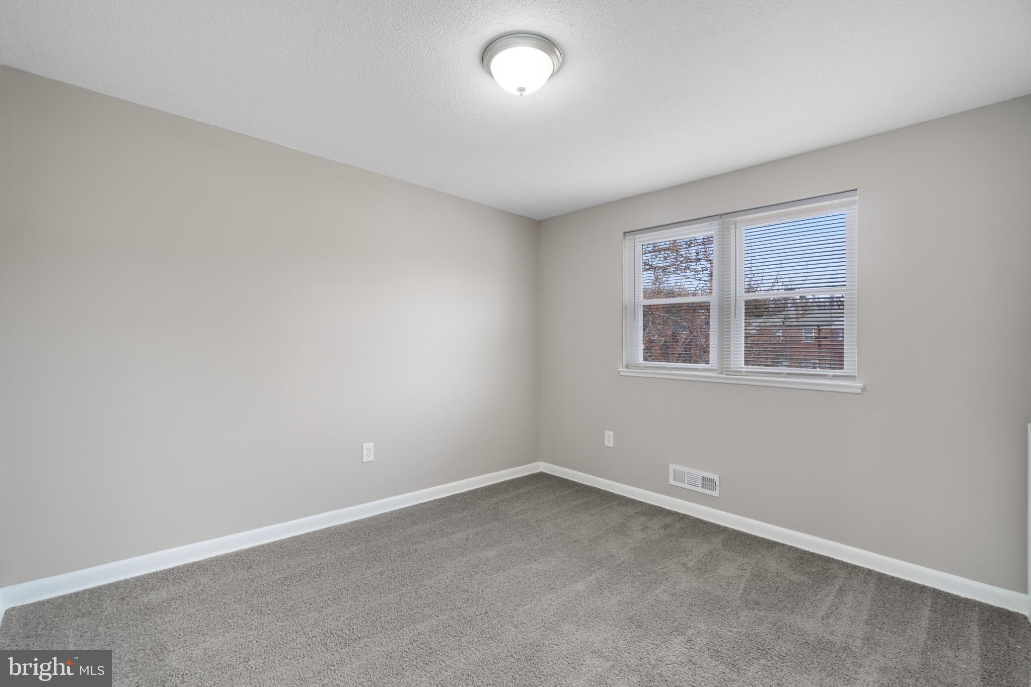 656 Charraway Road Baltimore, MD 21229 - Photo 15 of 24 Gallery Image 15