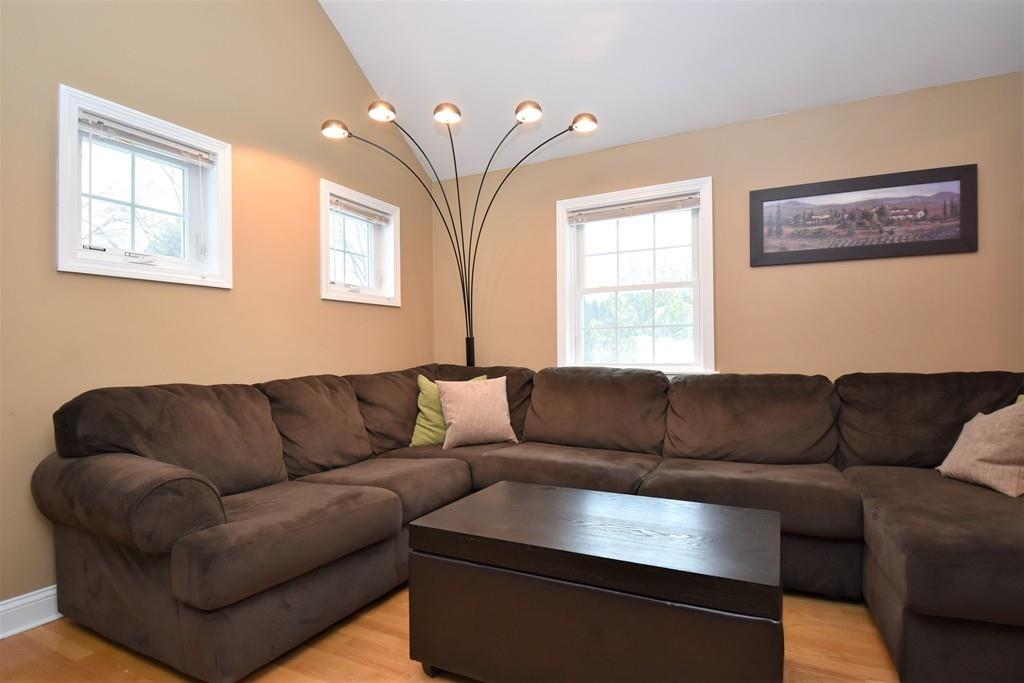 44 Brightwood Road Waltham, MA 02453 - Photo 10 of 27 Gallery Image 10