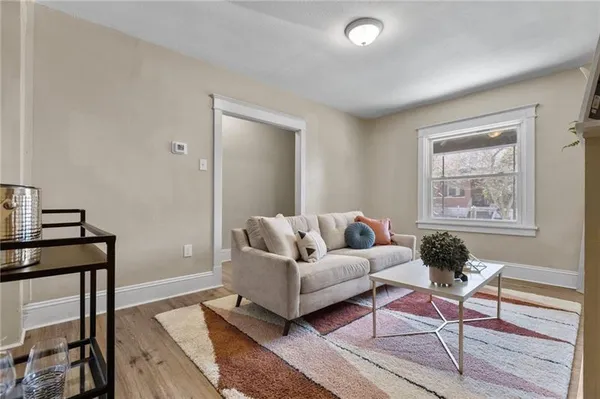 $1,200 | 6517 Dean Street, Pittsburgh, PA 15206