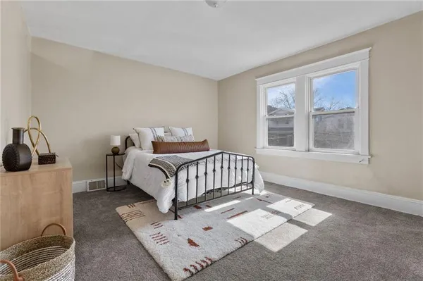 $1,200 | 6517 Dean Street, Pittsburgh, PA 15206