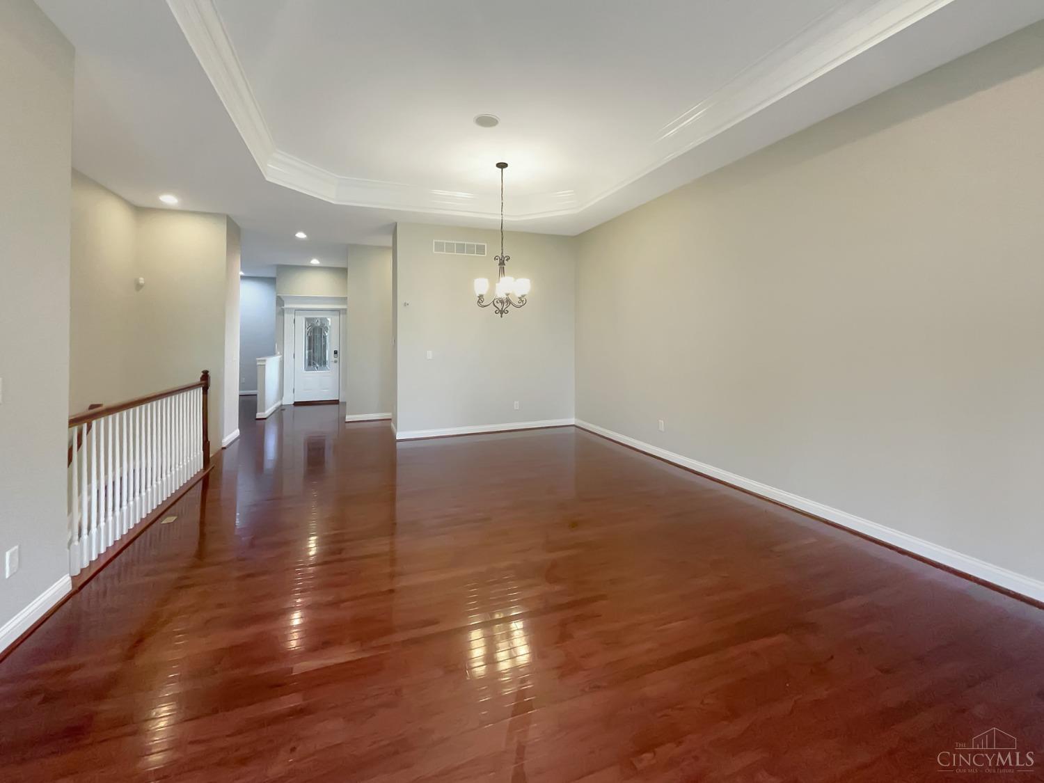 5792 Springview Circle Mason, OH 45040 - Photo 14 of 32