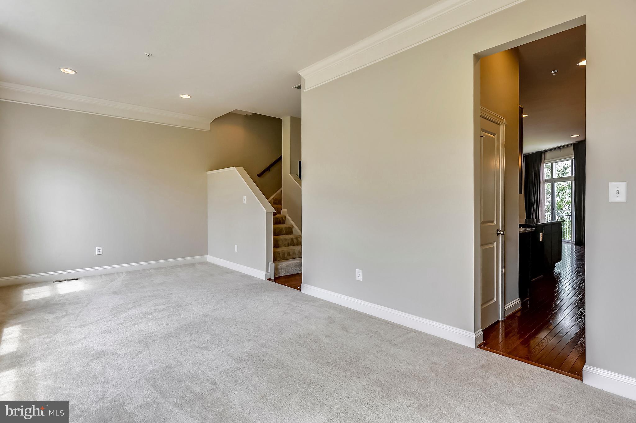 9852 Garden Ranges Laurel, MD 20723 - Photo 11 of 26 Living Room