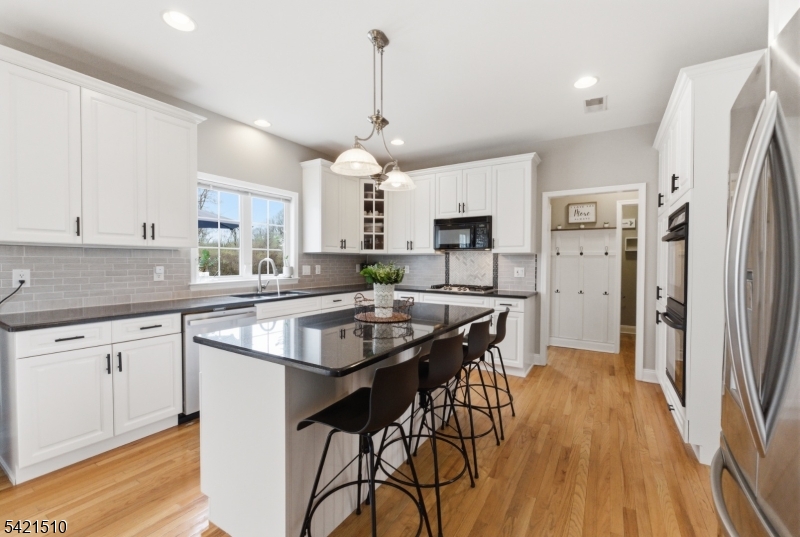 176 Mission Road Hackettstown, NJ 07840 - Photo 11 of 43