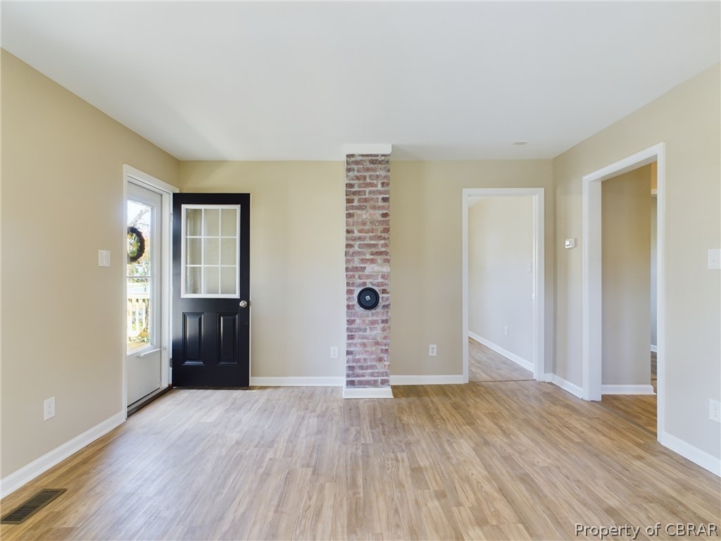 6864 Fields Landing Road Hayes, VA 23072 - Photo 12 of 34