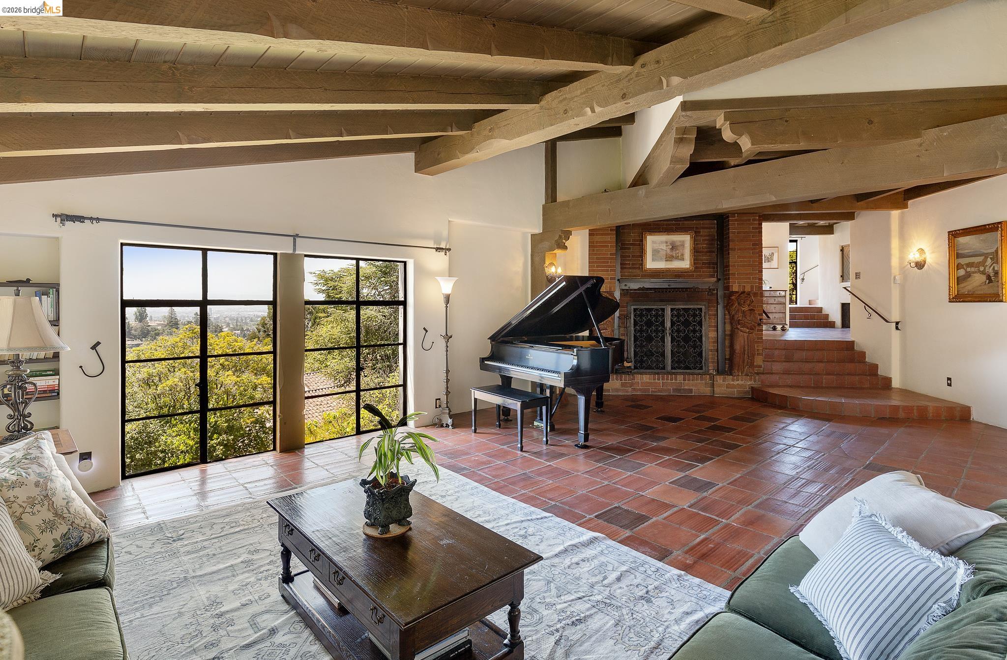 17 Roble Court Berkeley, CA 94705 - Photo 8 of 73