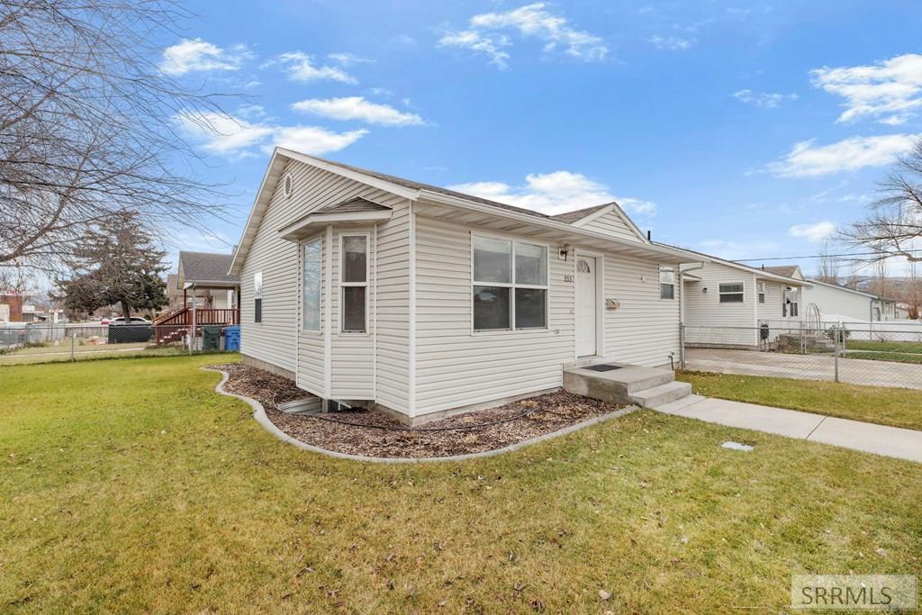855 East Walnut Street Pocatello, ID 83201 - Photo 3 of 36