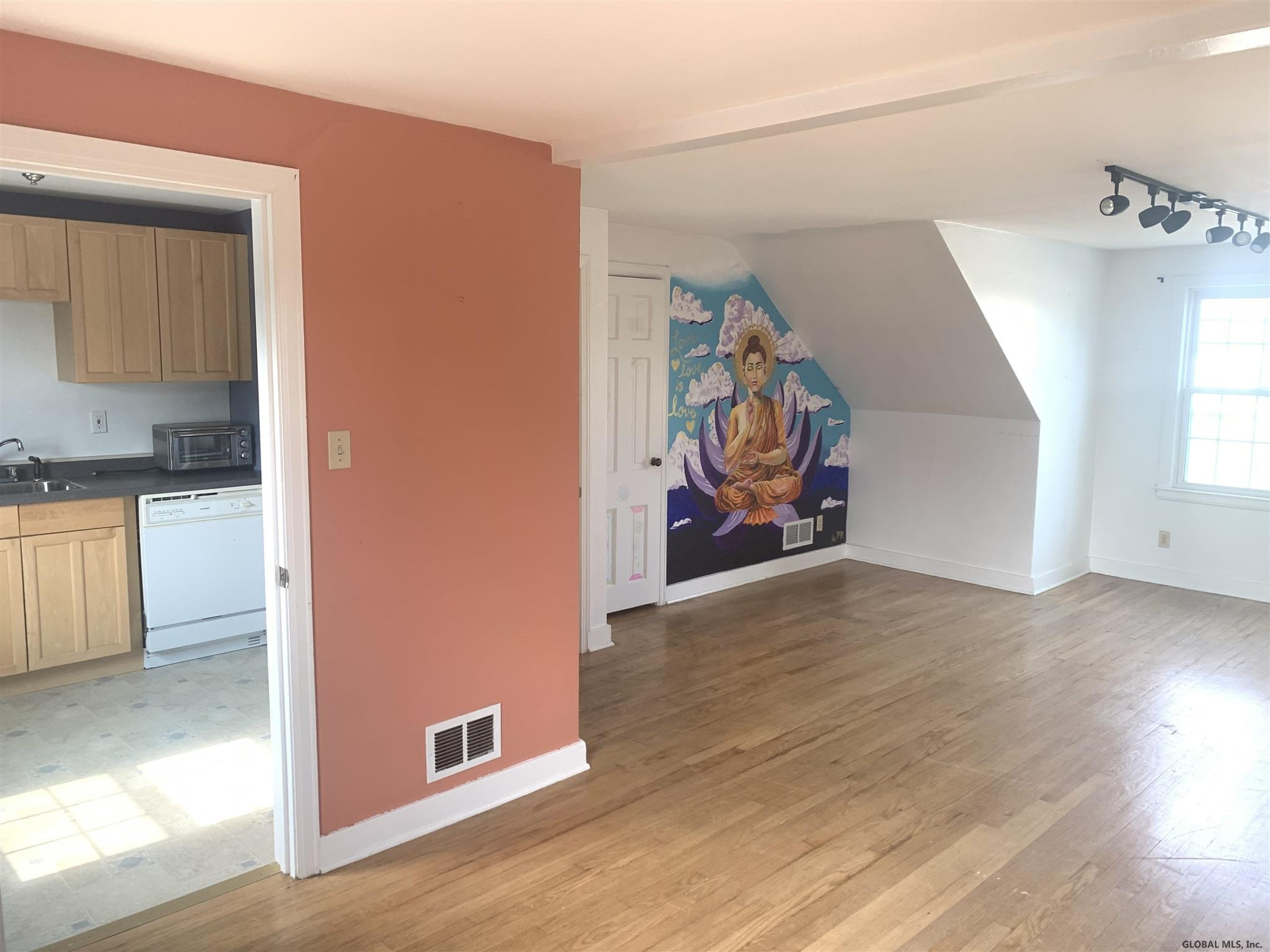 987 Loudon Road Colonie, NY 12047 - Photo 11 of 18 Photo 11