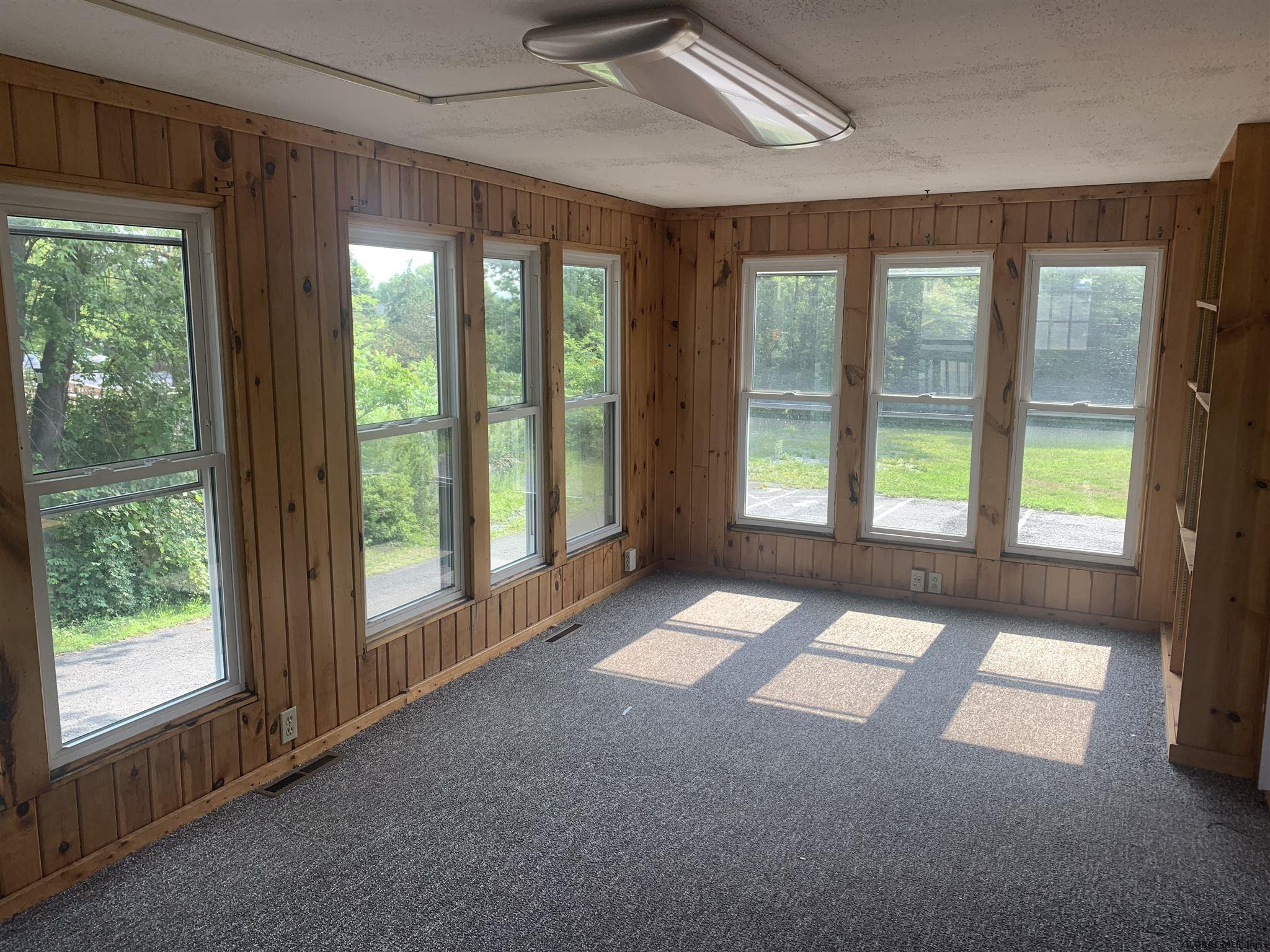 987 Loudon Road Colonie, NY 12047 - Photo 2 of 18 Photo 2