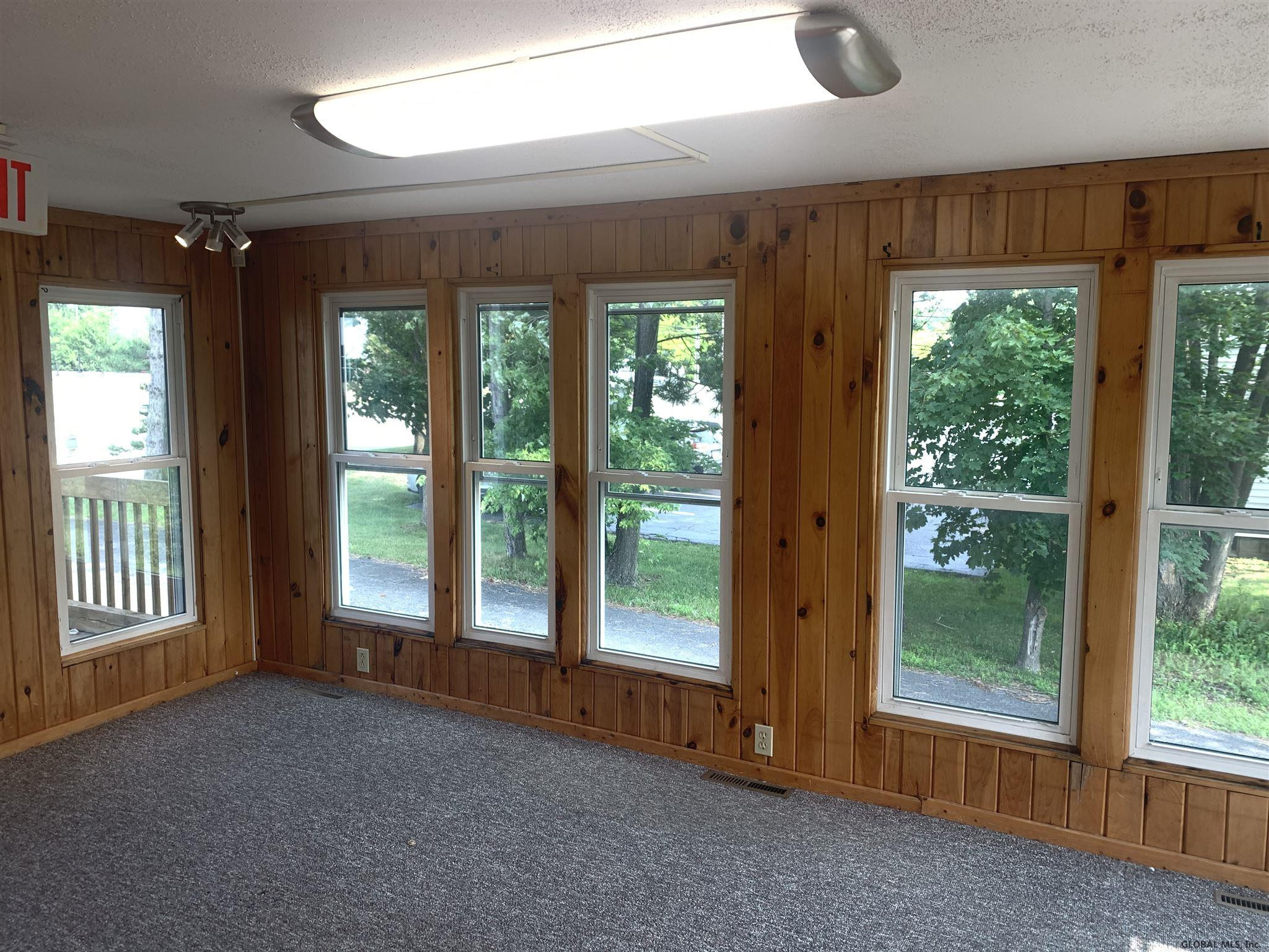 987 Loudon Road Colonie, NY 12047 - Photo 3 of 18 Photo 3