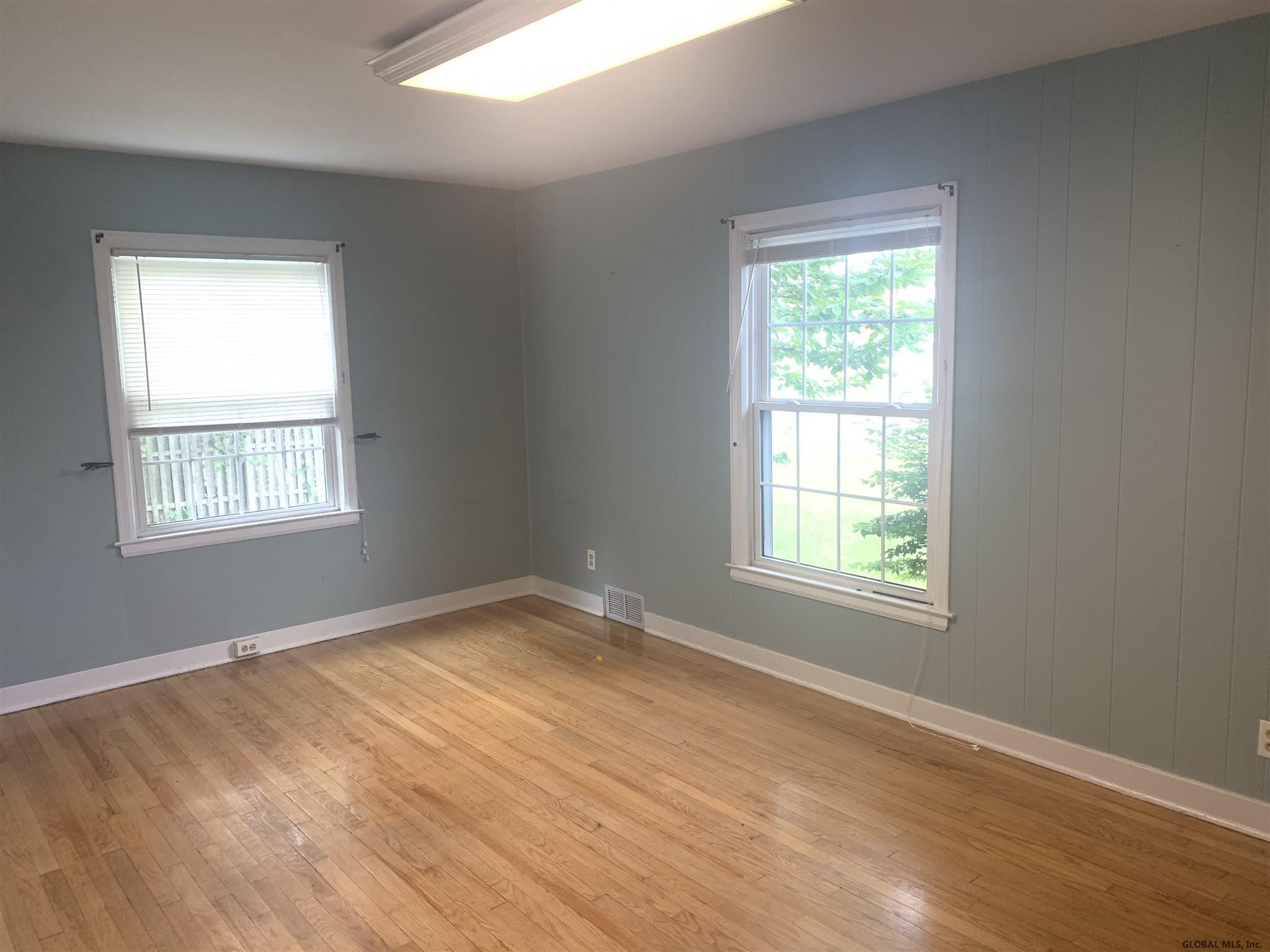 987 Loudon Road Colonie, NY 12047 - Photo 7 of 18 Photo 7
