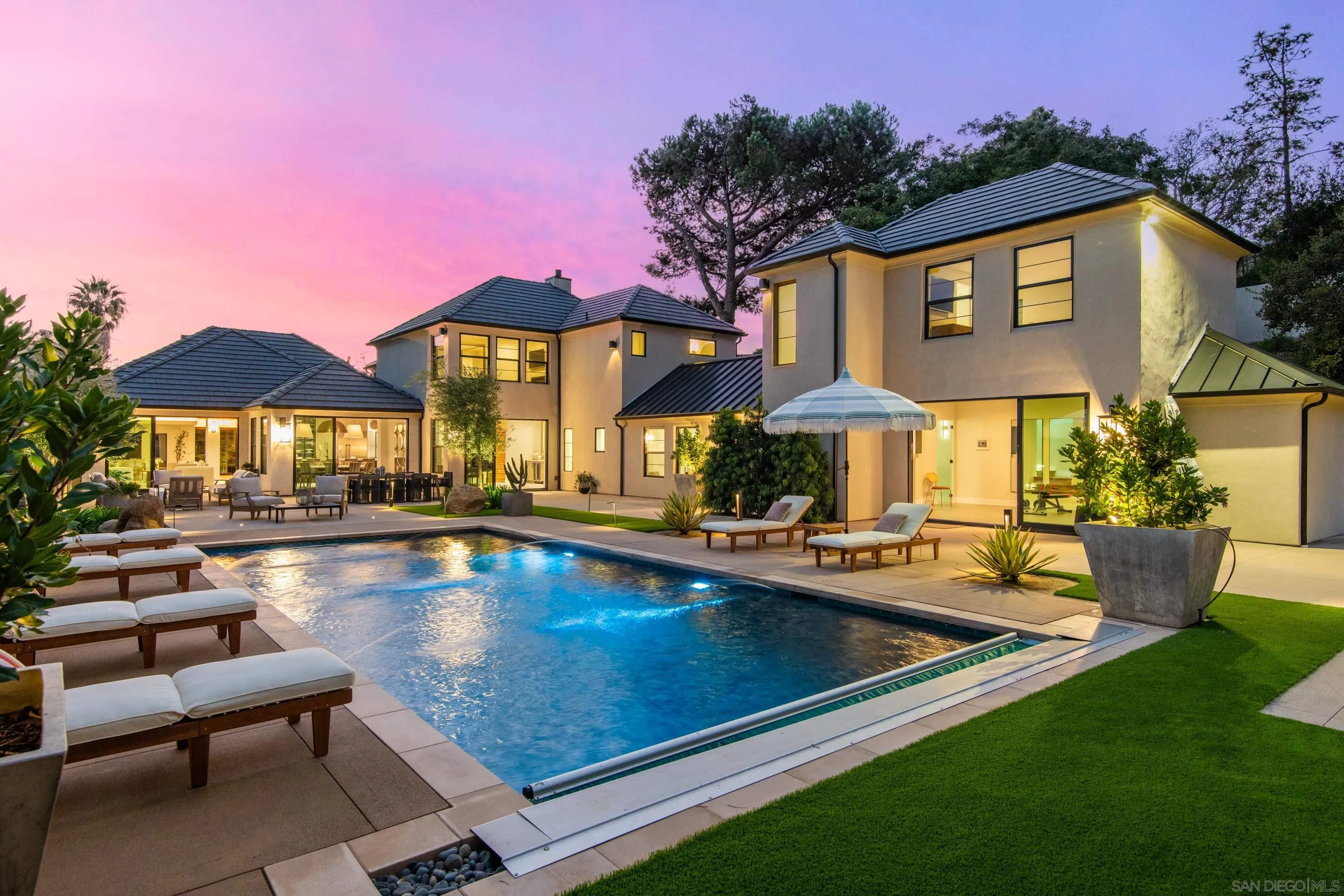 6665 Via Estrada La Jolla, CA 92037 - Photo 3 of 59 a view of pool with outdoor seating