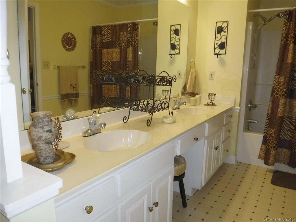 32 Mt Olive Church Road Blackstock, SC 29014 - Photo 10 of 23 Gallery Image 10