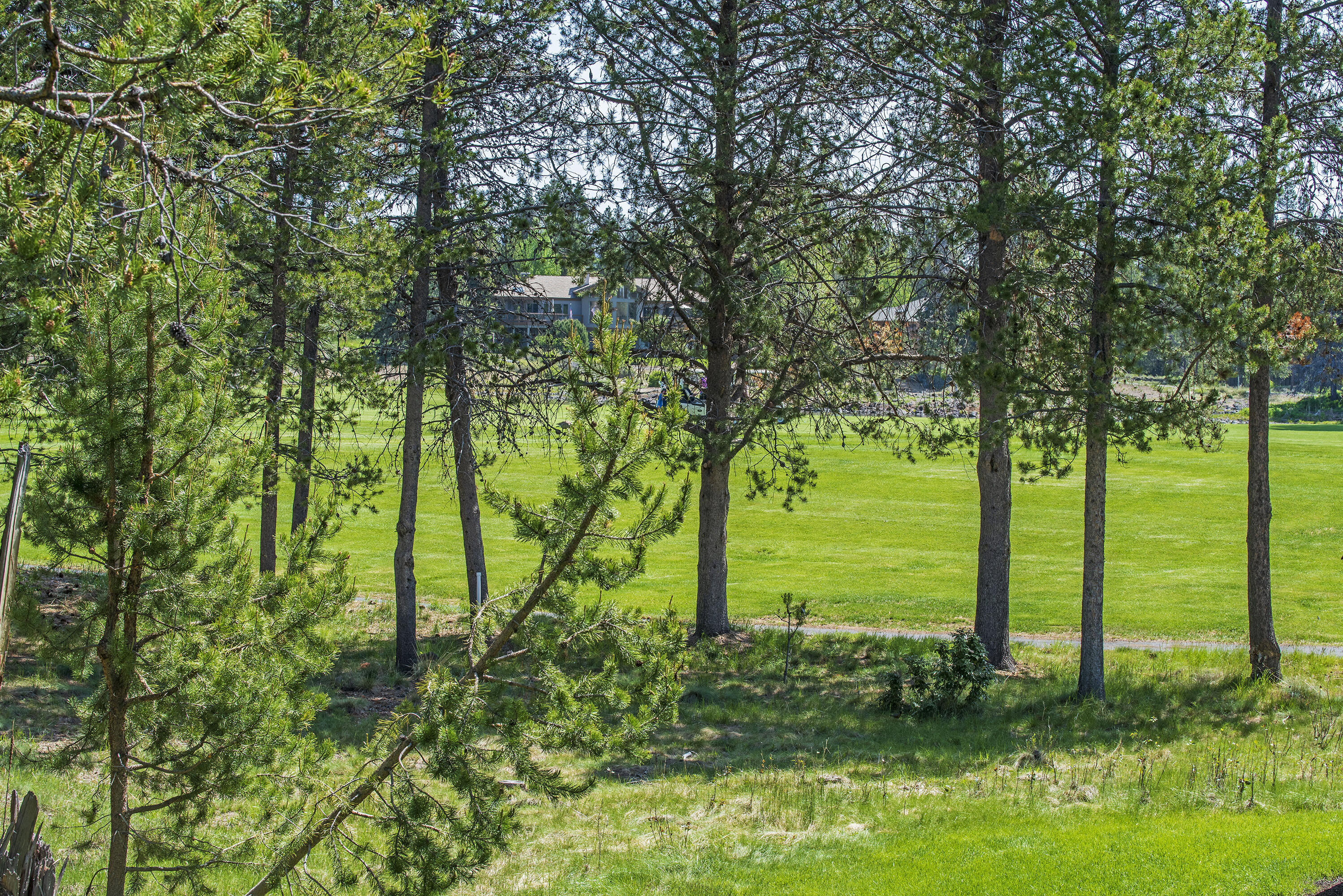 17794 West Core Road, Unit 27 Sunriver, OR 97707 - Photo 10 of 31 10